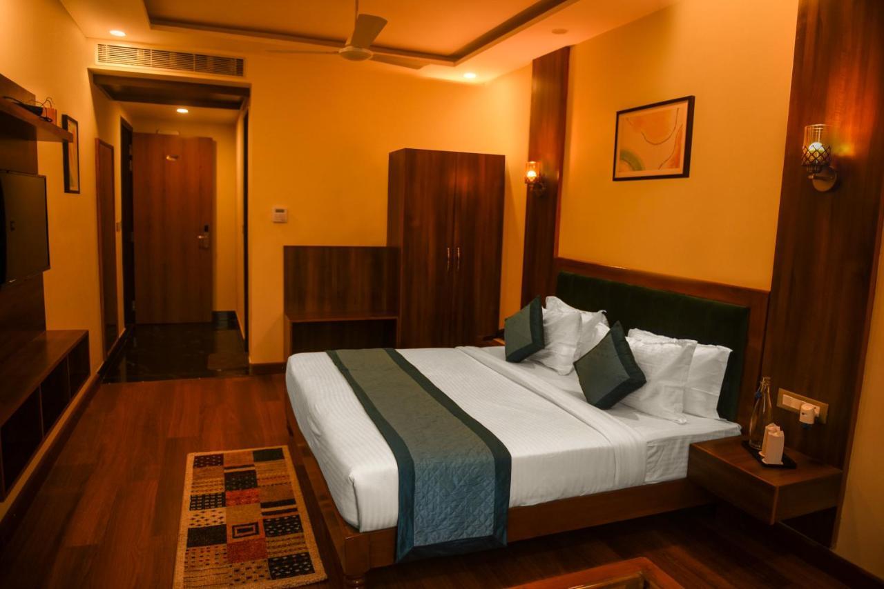 The Abhyudyam Ganga Hotel Haridwār Exterior foto