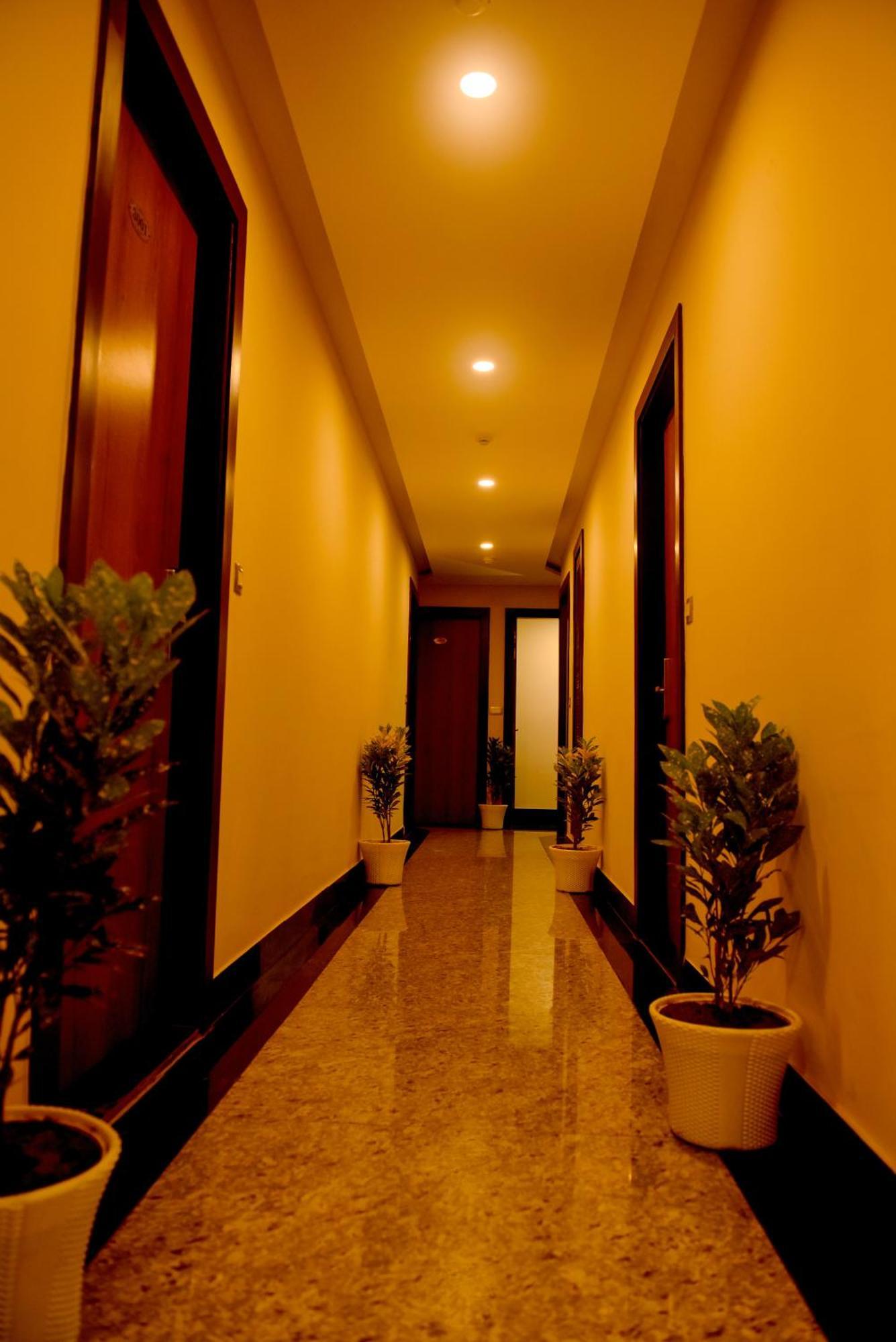 The Abhyudyam Ganga Hotel Haridwār Exterior foto
