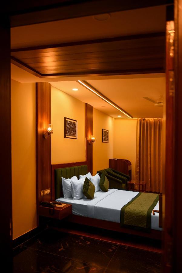 The Abhyudyam Ganga Hotel Haridwār Exterior foto