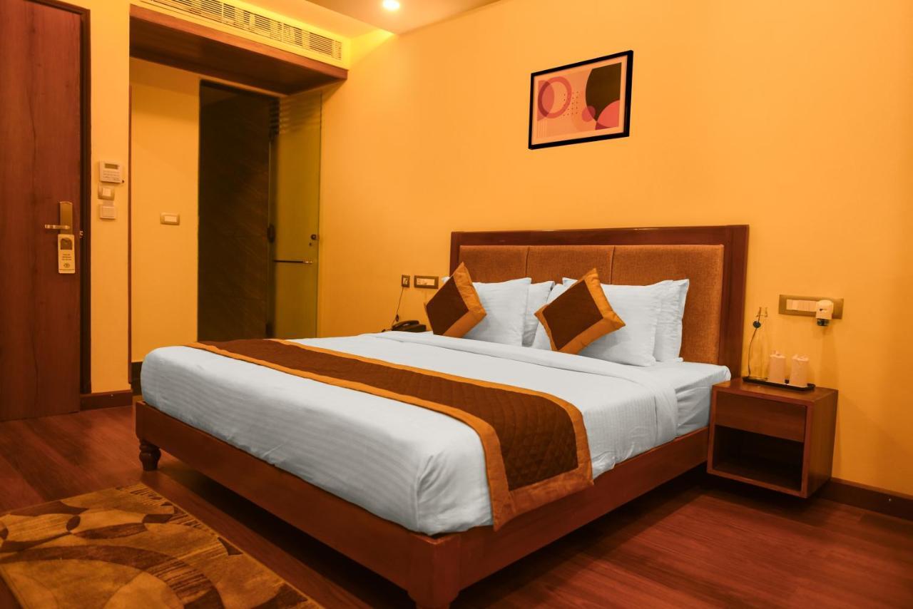 The Abhyudyam Ganga Hotel Haridwār Exterior foto