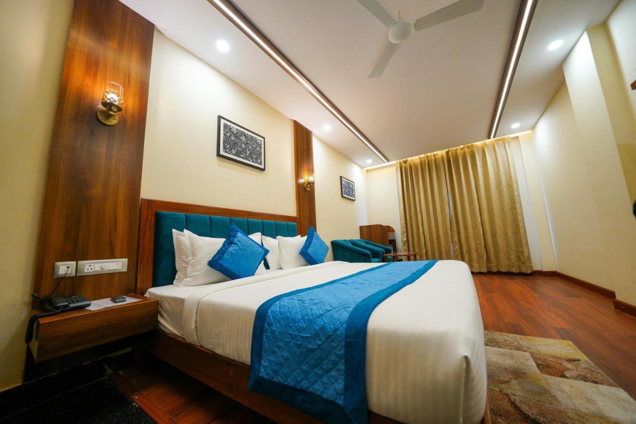 The Abhyudyam Ganga Hotel Haridwār Exterior foto
