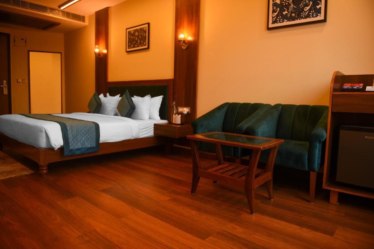 The Abhyudyam Ganga Hotel Haridwār Exterior foto